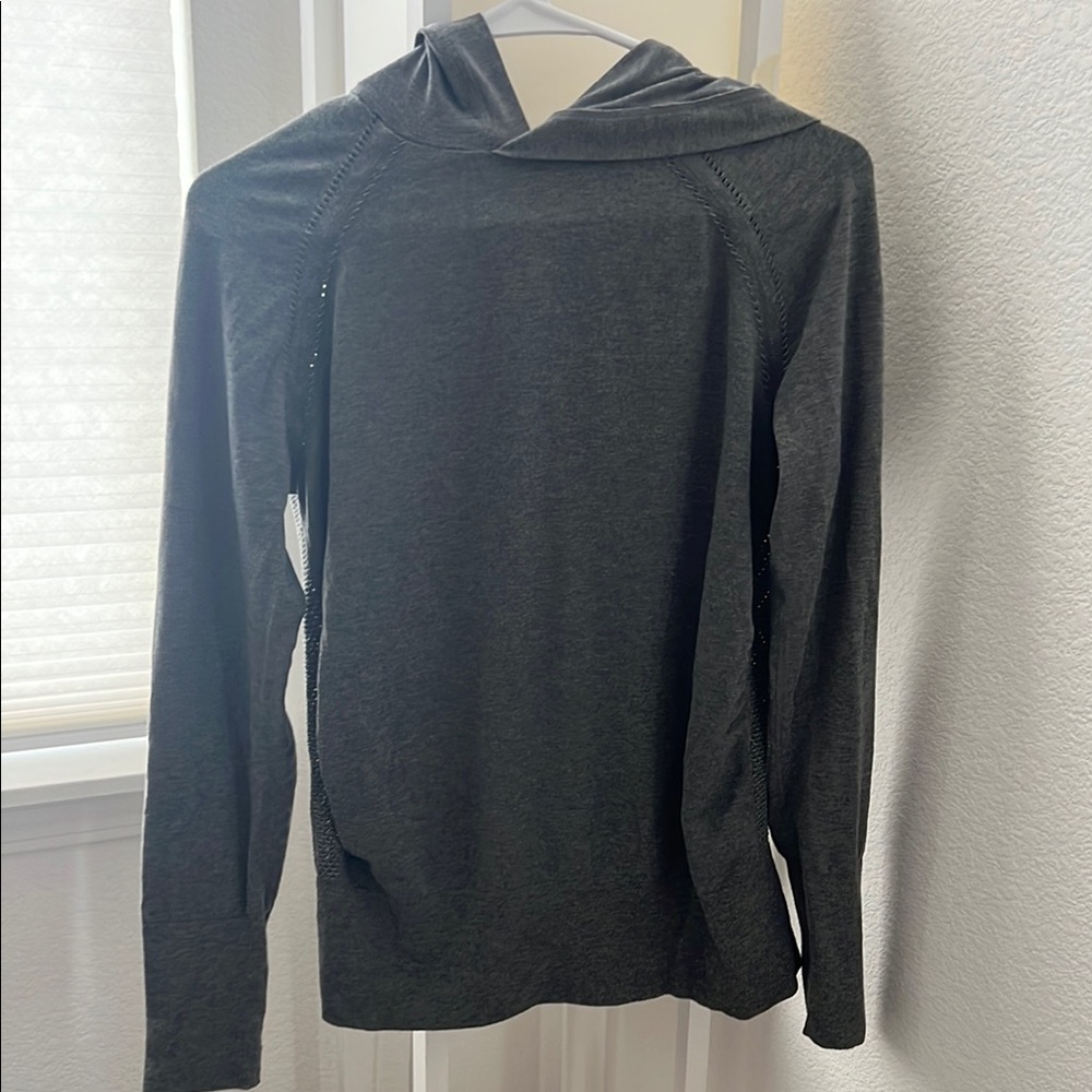 Fabletics Gray Pullover Hoodie Sweatshirt